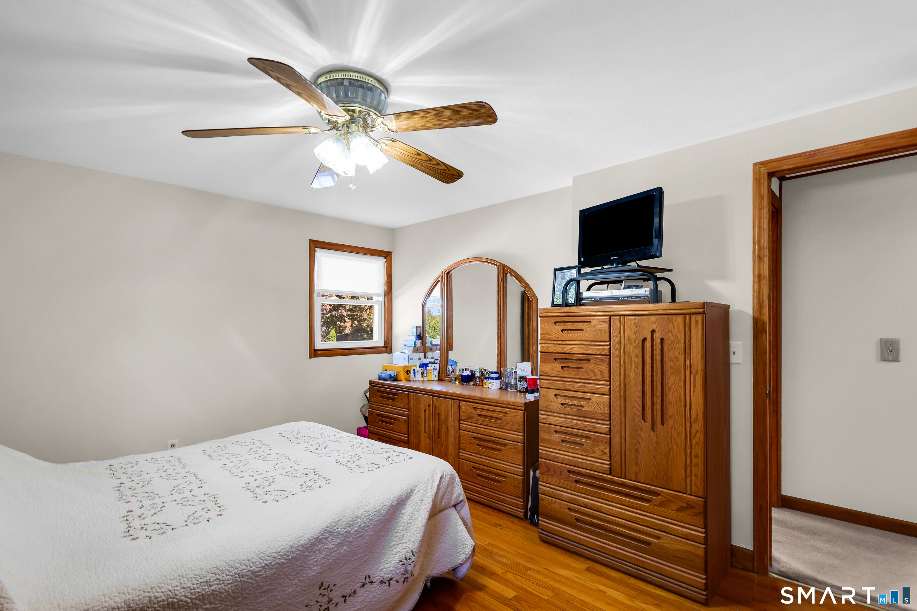43 Hang Dog Lane Wethersfield CT 06109