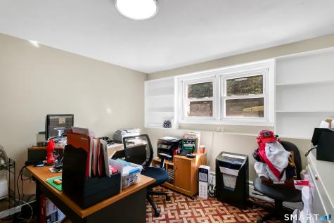 43 Hang Dog Lane Wethersfield CT 06109