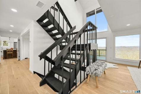 12 Hillcrest Court Ridgefield CT 06877
