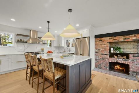 12 Hillcrest Court Ridgefield CT 06877