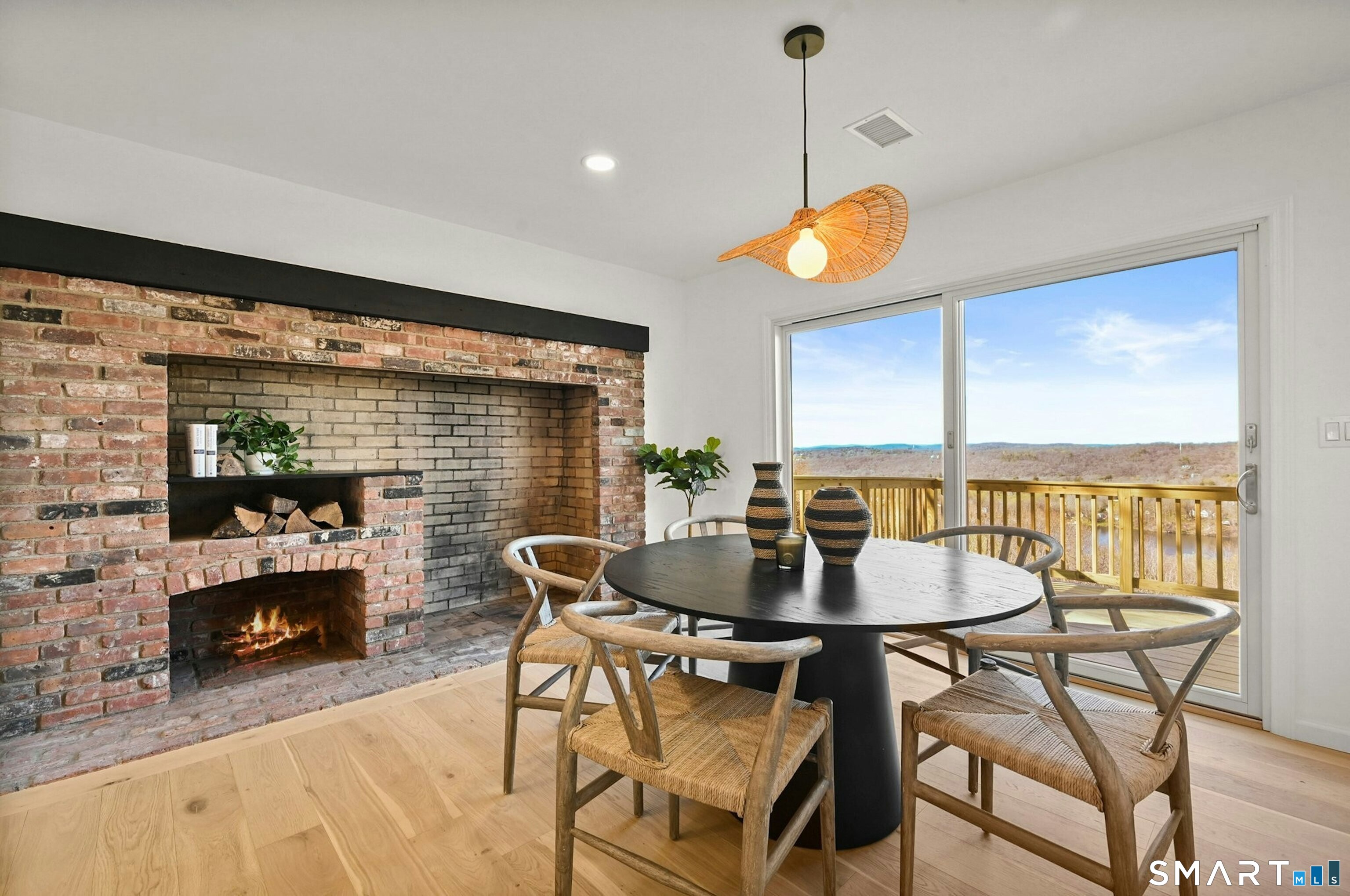 12 Hillcrest Court Ridgefield CT 06877