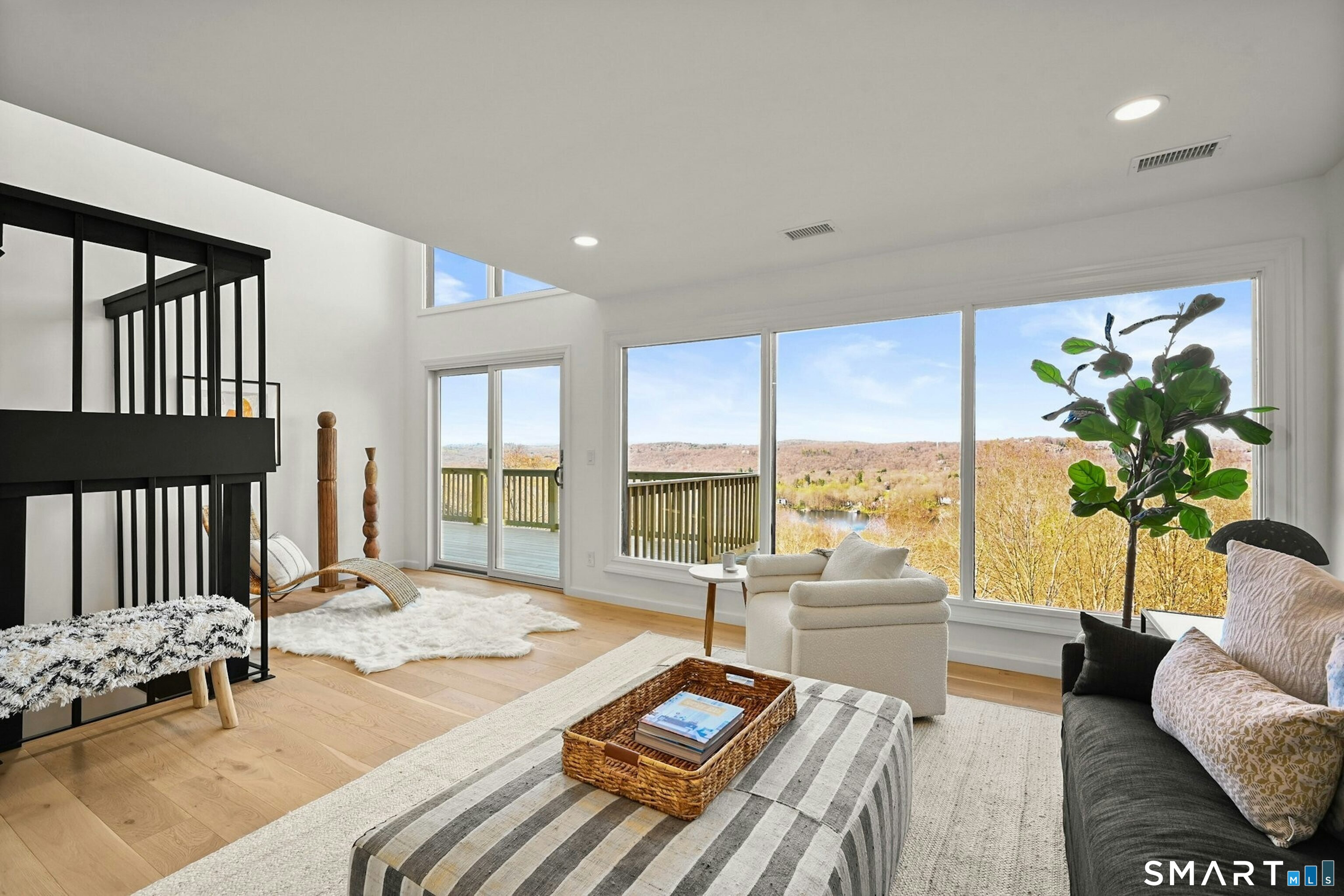 12 Hillcrest Court Ridgefield CT 06877