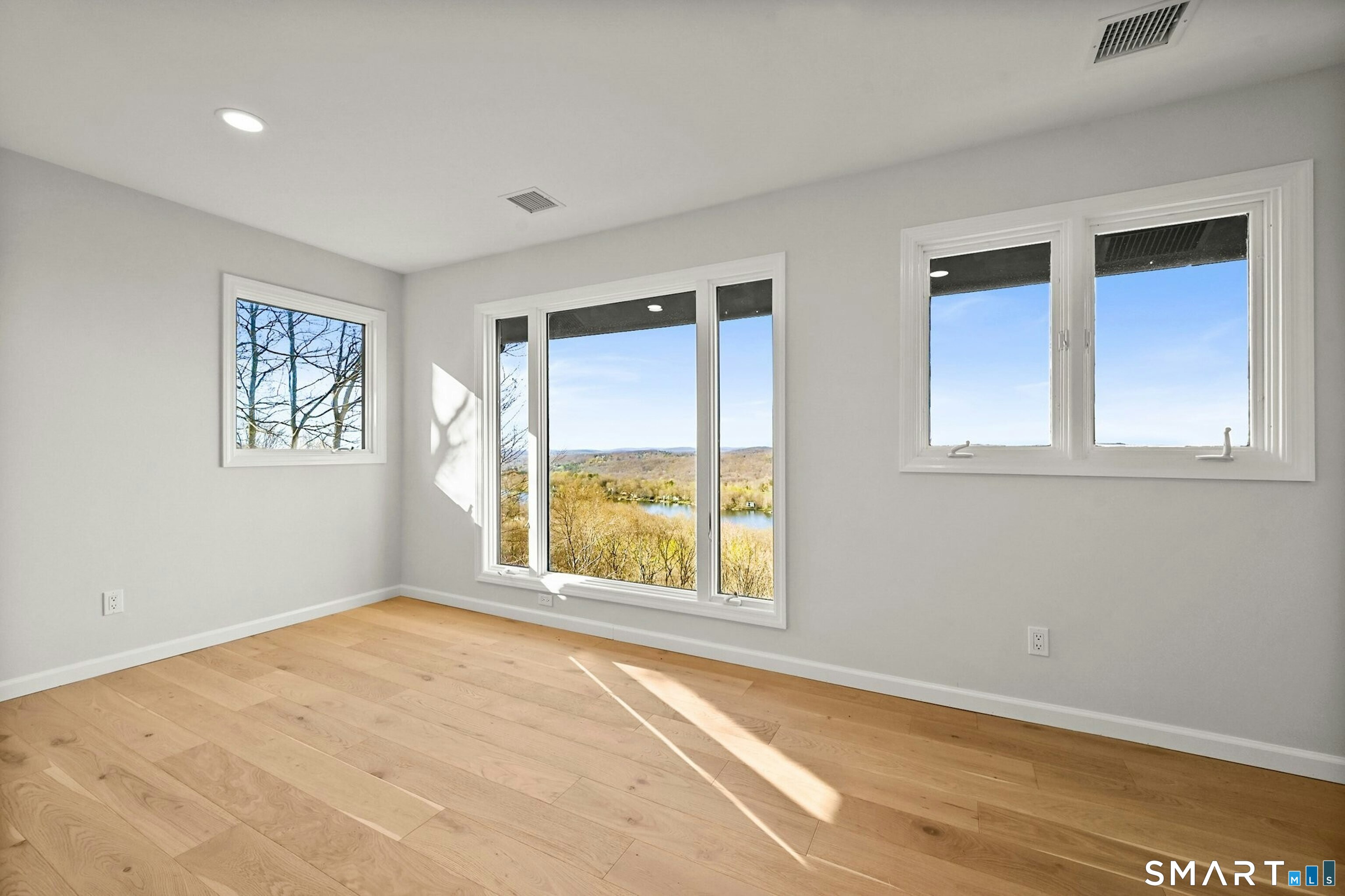 12 Hillcrest Court Ridgefield CT 06877