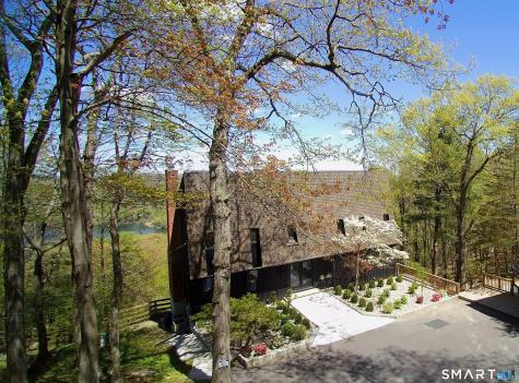12 Hillcrest Court Ridgefield CT 06877