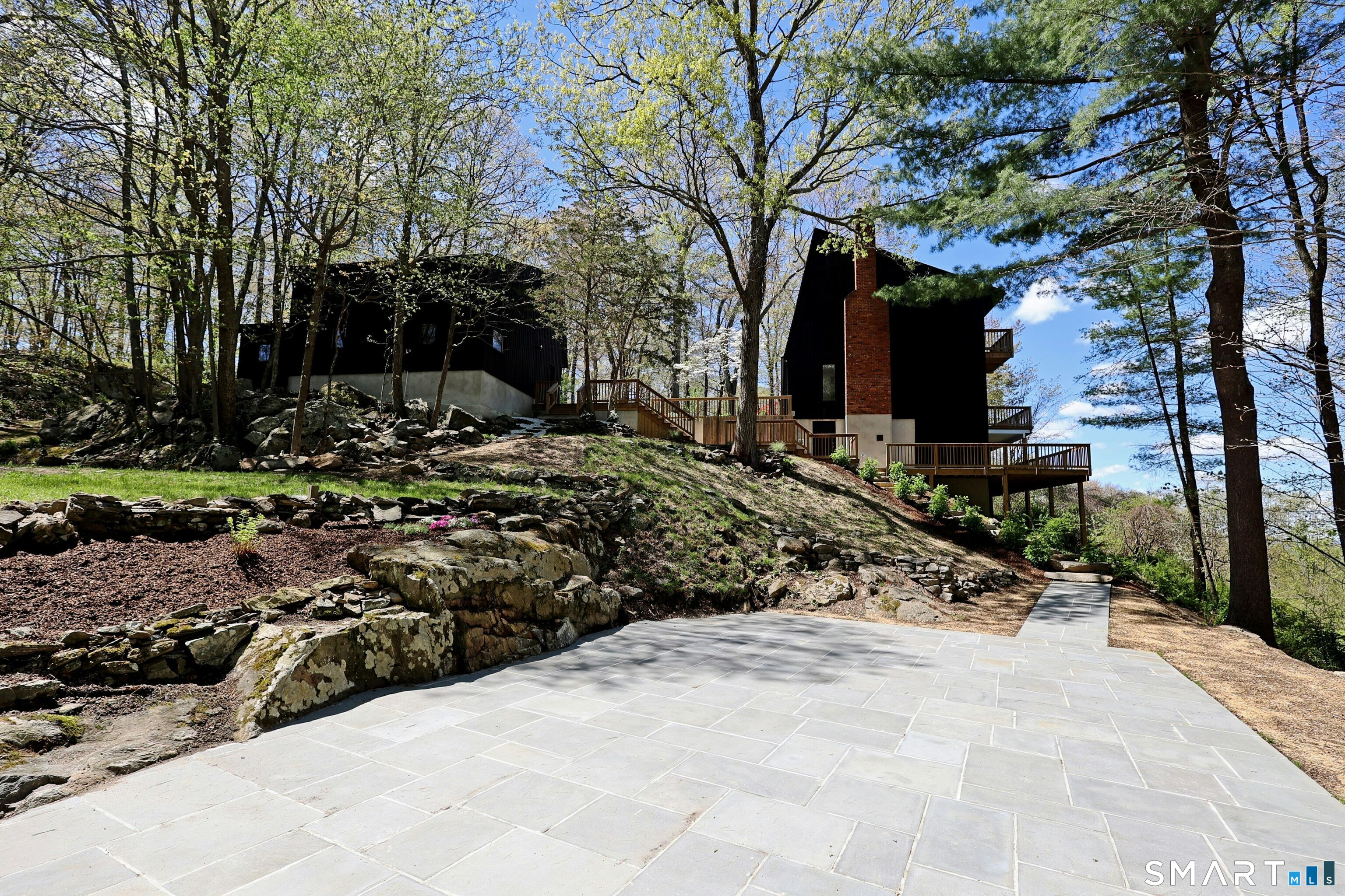 12 Hillcrest Court Ridgefield CT 06877