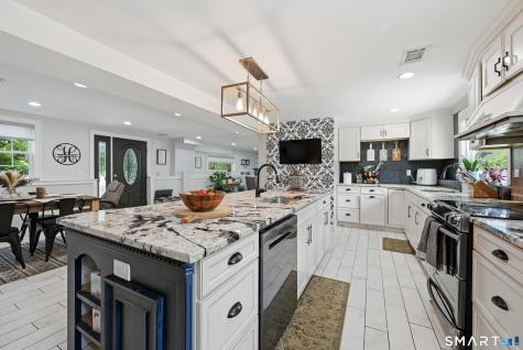 84 Possum Drive New Fairfield CT 06812