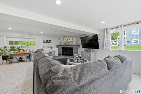 84 Possum Drive New Fairfield CT 06812