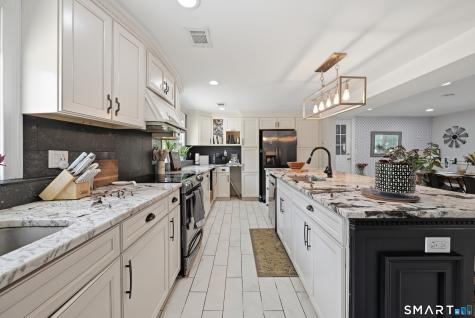 84 Possum Drive New Fairfield CT 06812