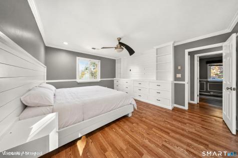 84 Lakeview Terrace Newtown CT 06482