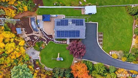 84 Lakeview Terrace Newtown CT 06482