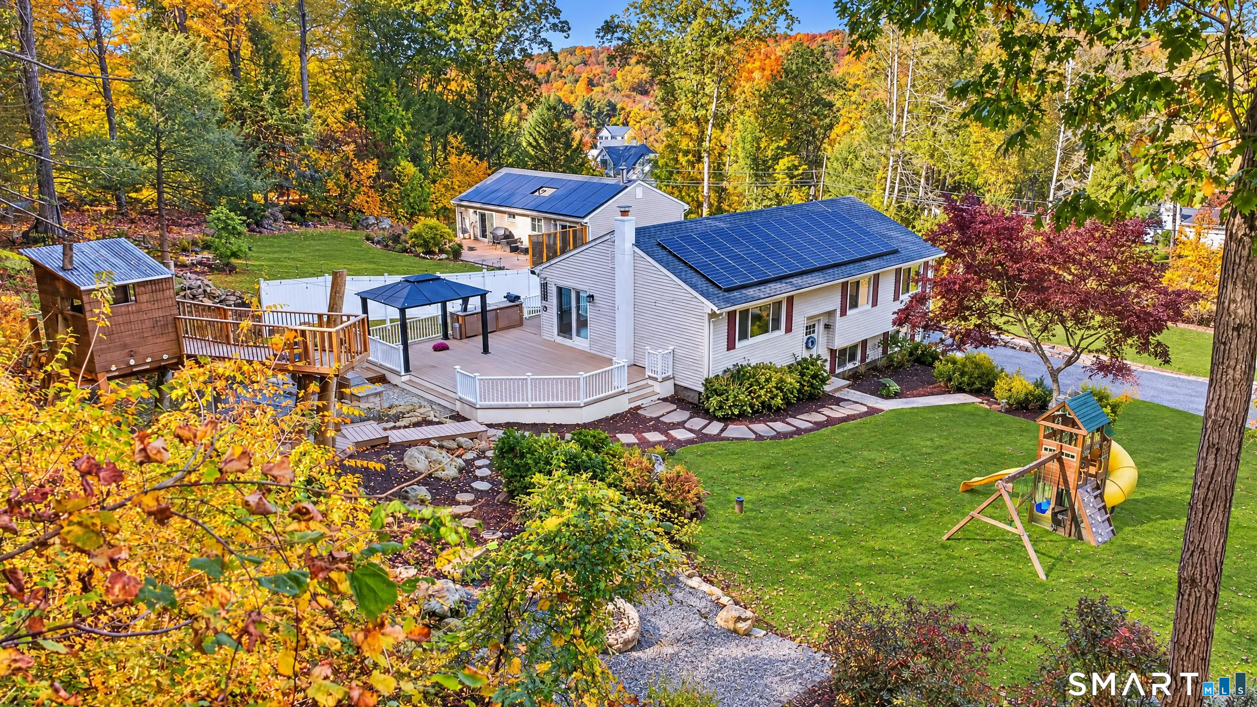 84 Lakeview Terrace Newtown CT 06482