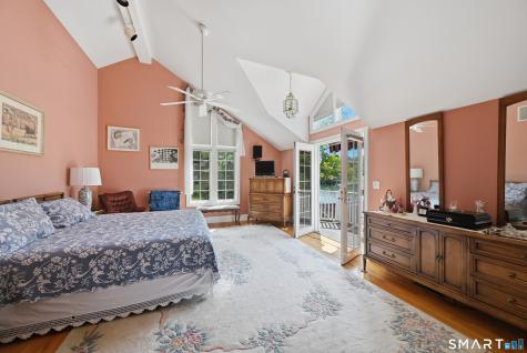 23 Lake North Drive New Fairfield CT 06812