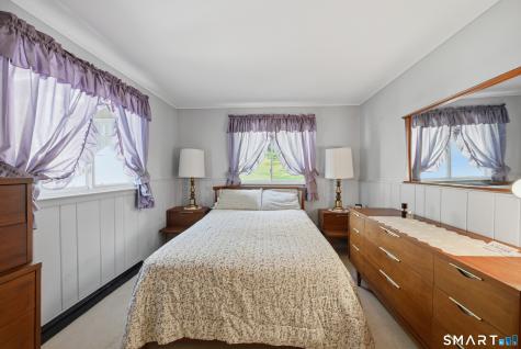 23 Lake North Drive New Fairfield CT 06812