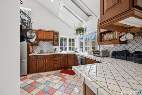 23 Lake North Drive New Fairfield CT 06812