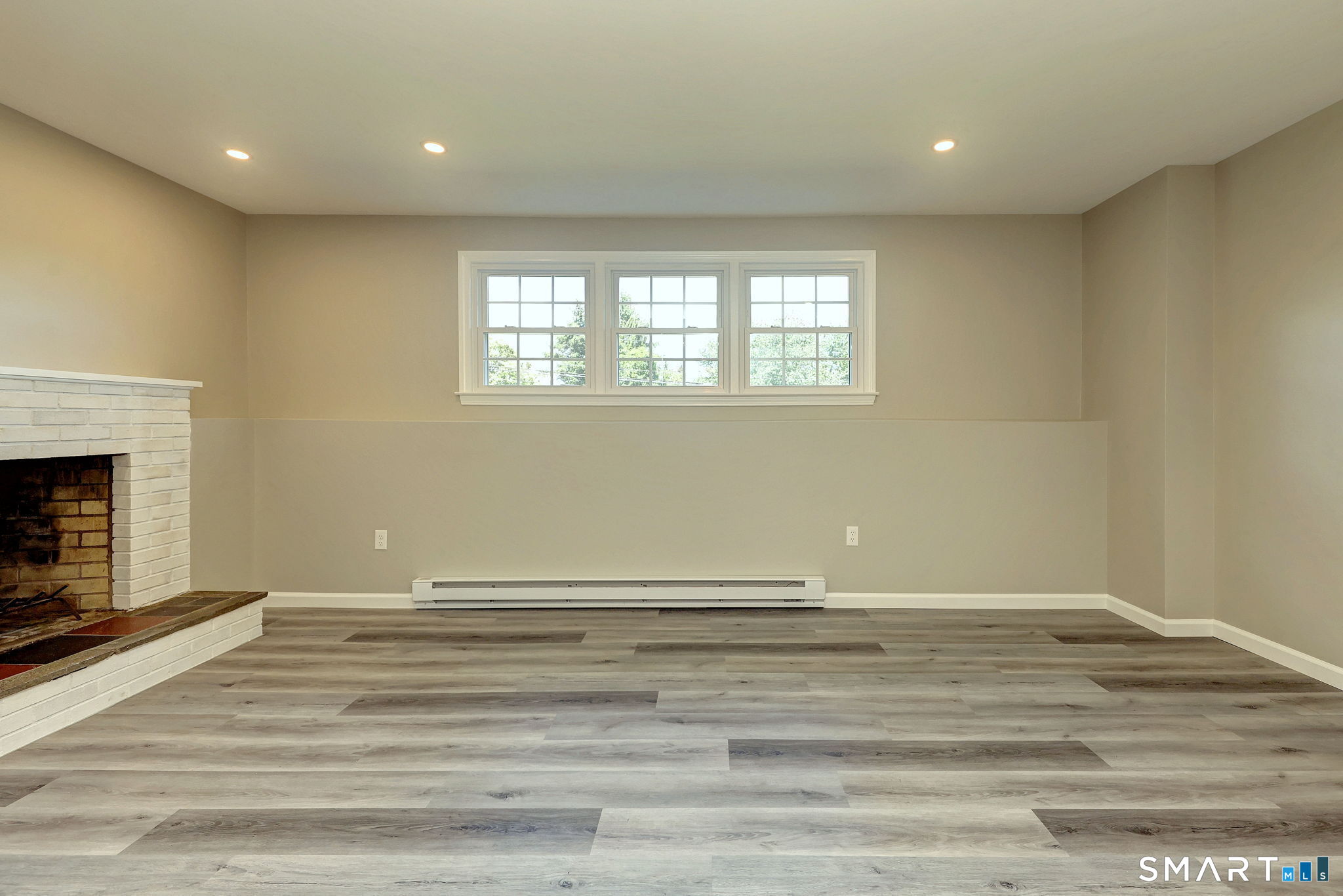 210 Cloudland Road North Haven CT 06473