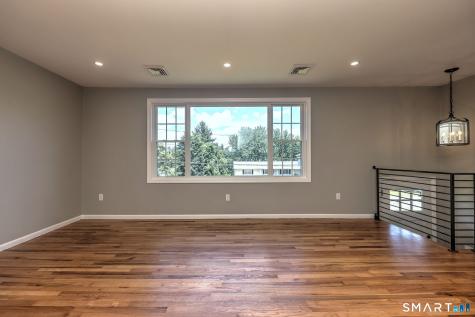 210 Cloudland Road North Haven CT 06473