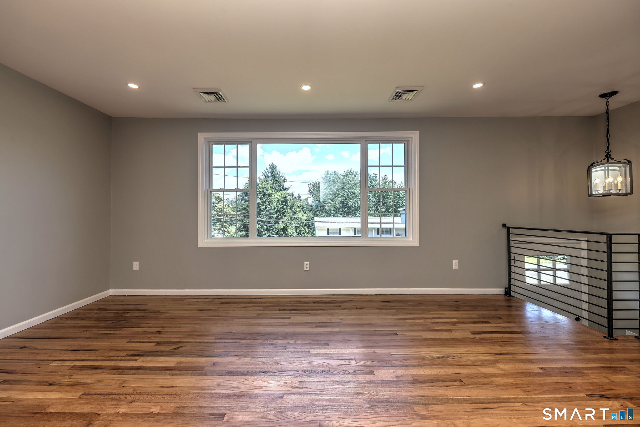 210 Cloudland Road North Haven CT 06473