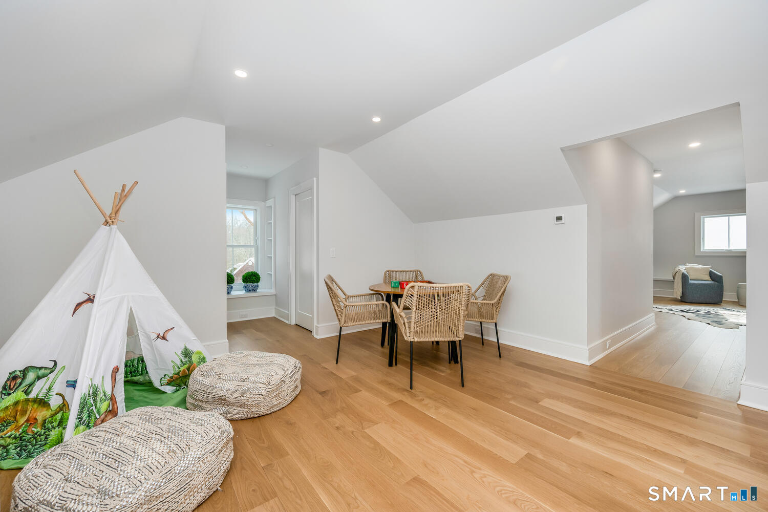 32 Relihan Road Darien CT 06820