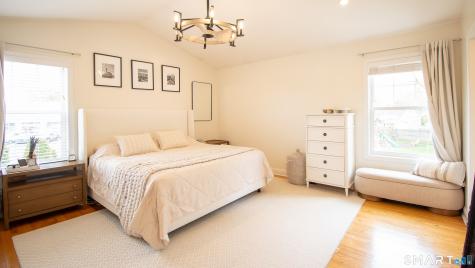 20 Twin Oaks Terrace Milford CT 06460