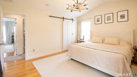 20 Twin Oaks Terrace Milford CT 06460