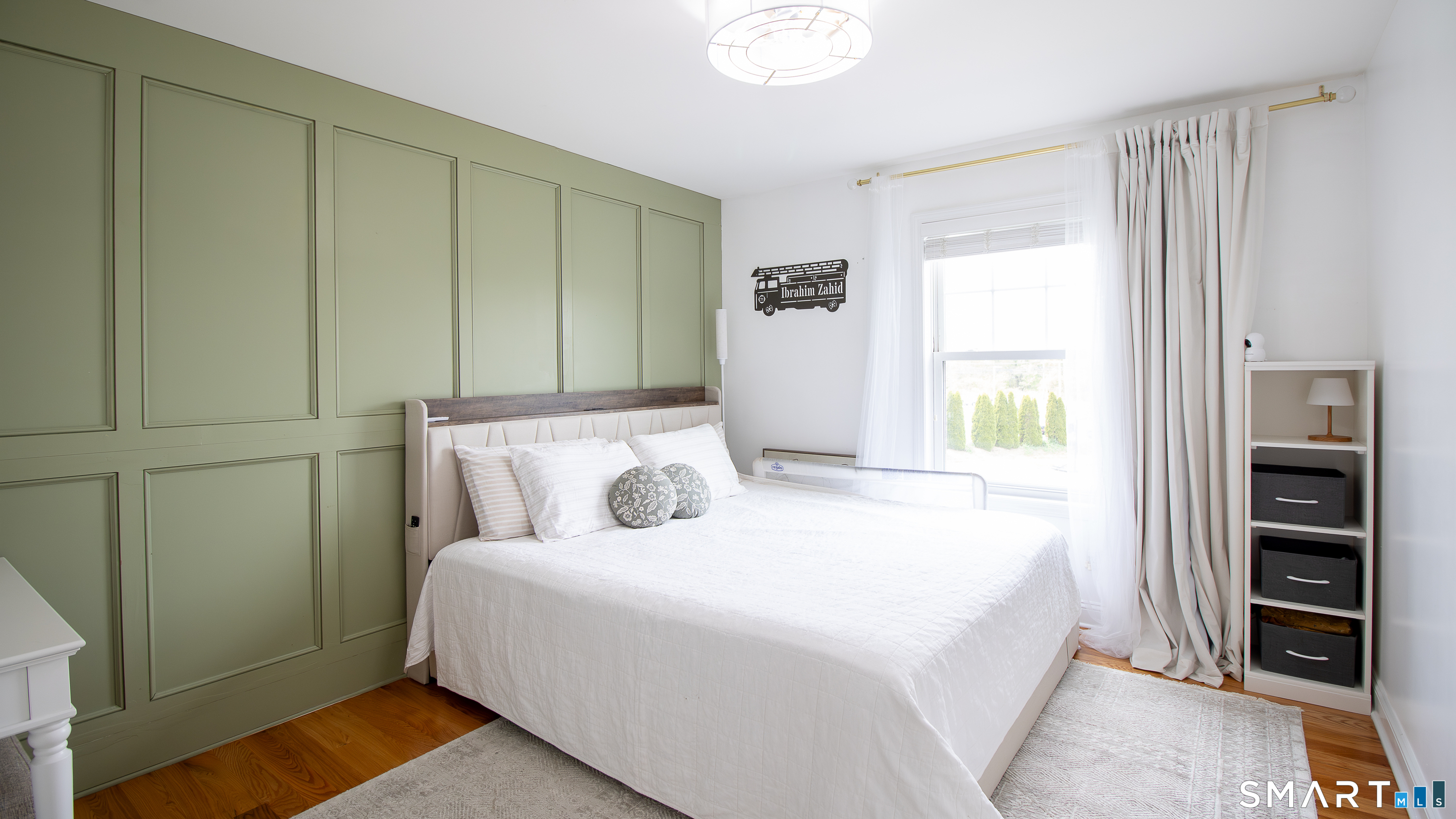 20 Twin Oaks Terrace Milford CT 06460