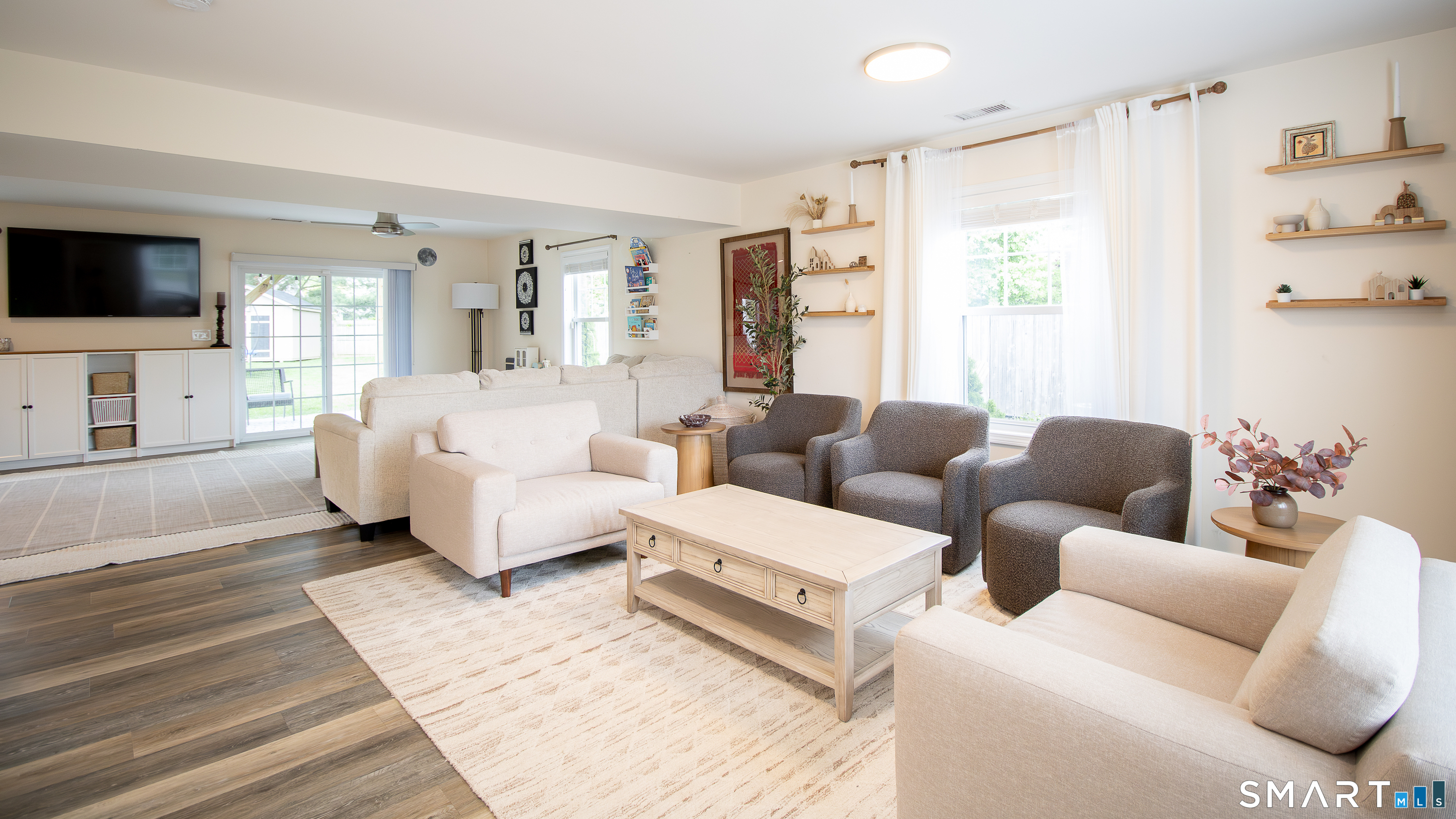 20 Twin Oaks Terrace Milford CT 06460