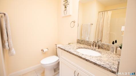 20 Twin Oaks Terrace Milford CT 06460