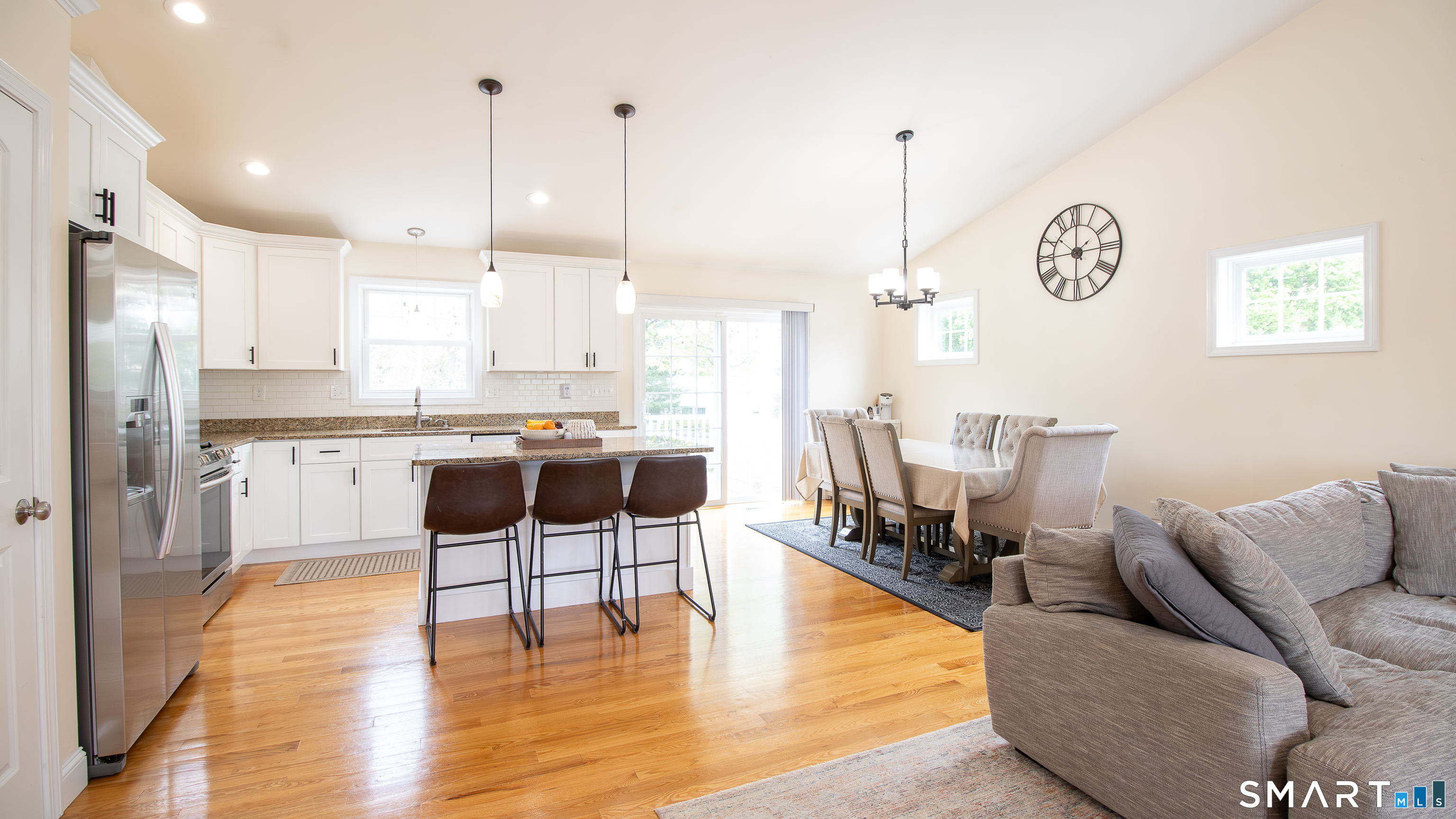 20 Twin Oaks Terrace Milford CT 06460