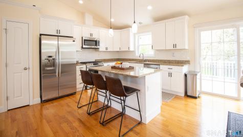 20 Twin Oaks Terrace Milford CT 06460