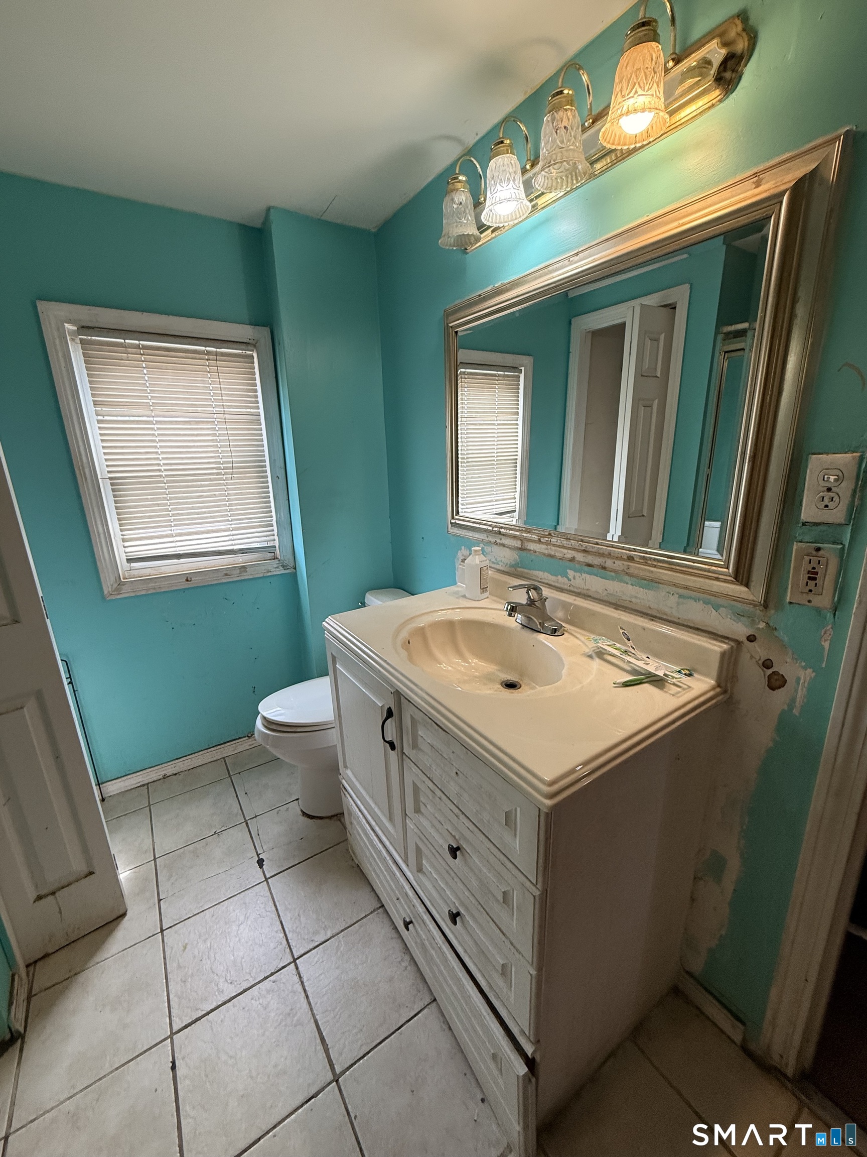 1547 Stratford Avenue Stratford CT 06615