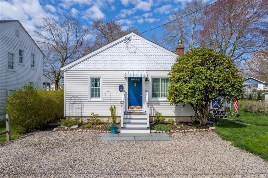 11 Portland Avenue Old Lyme CT 06371