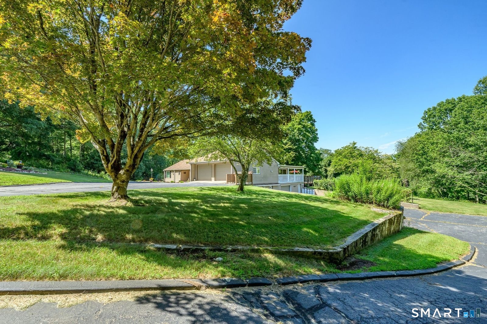 689 Squaw Rock Road Plainfield CT 06354