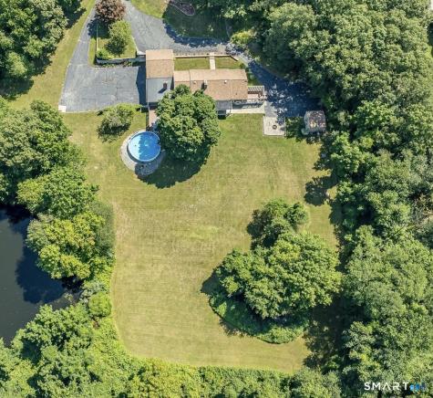 689 Squaw Rock Road Plainfield CT 06354