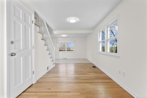 4 Bellview Road Branford CT 06405