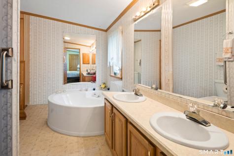 108 Clark Road Naugatuck CT 06770