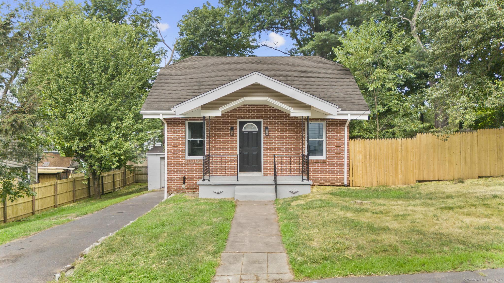 72 Hobson Avenue Hamden CT 06514