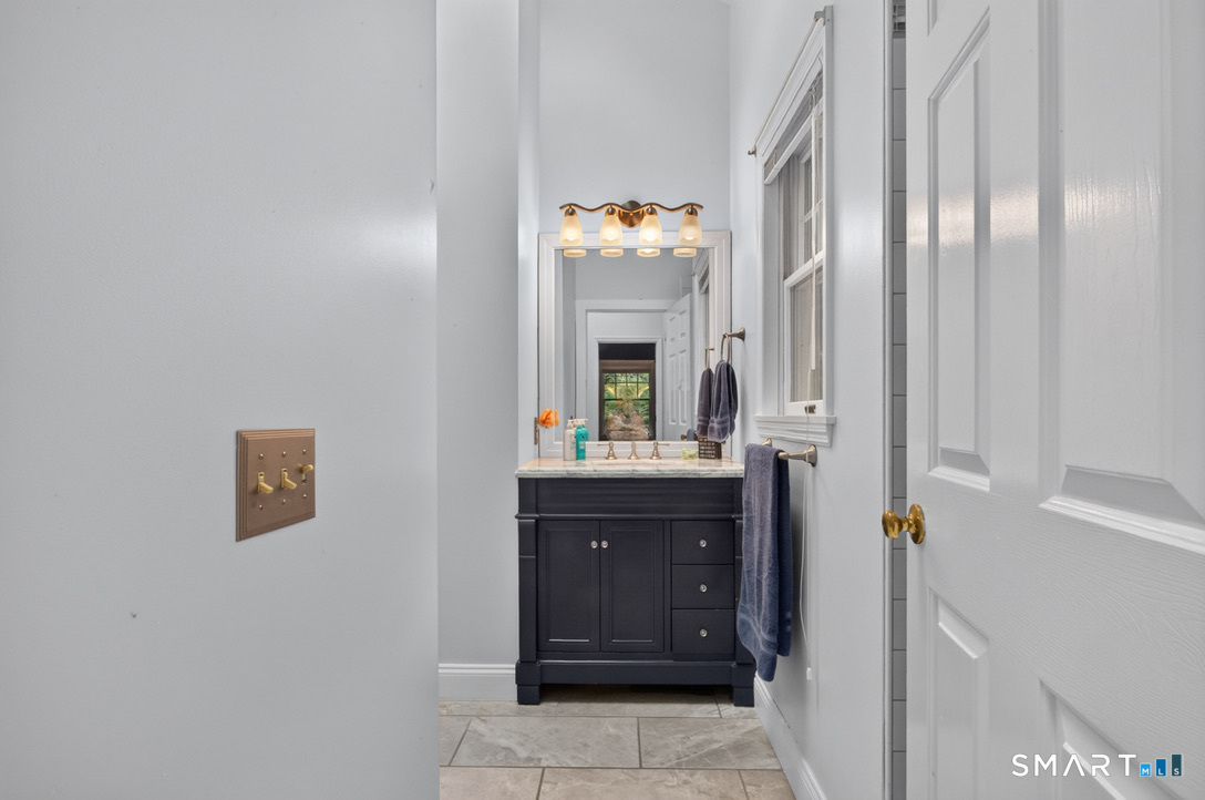 23 Blue Mountain Ridge Norwalk CT 06851