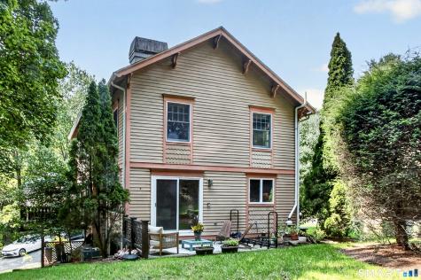 23 Blue Mountain Ridge Norwalk CT 06851