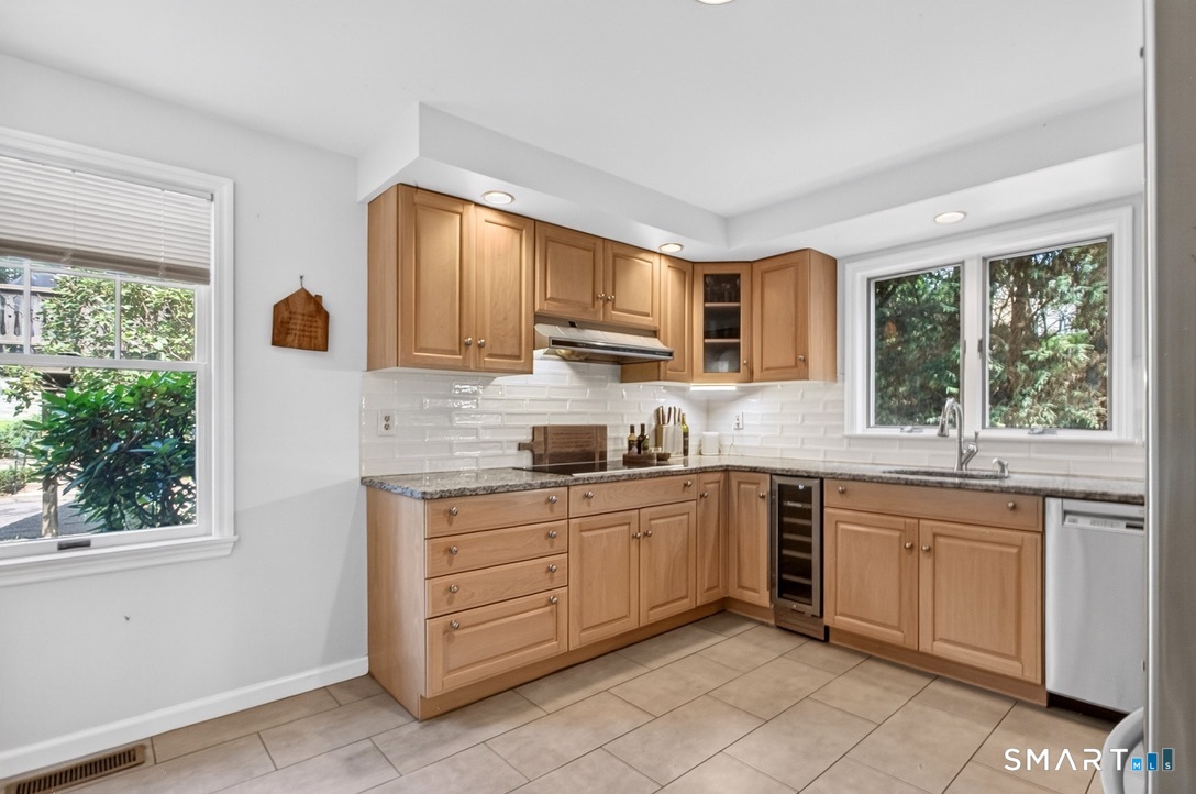 23 Blue Mountain Ridge Norwalk CT 06851