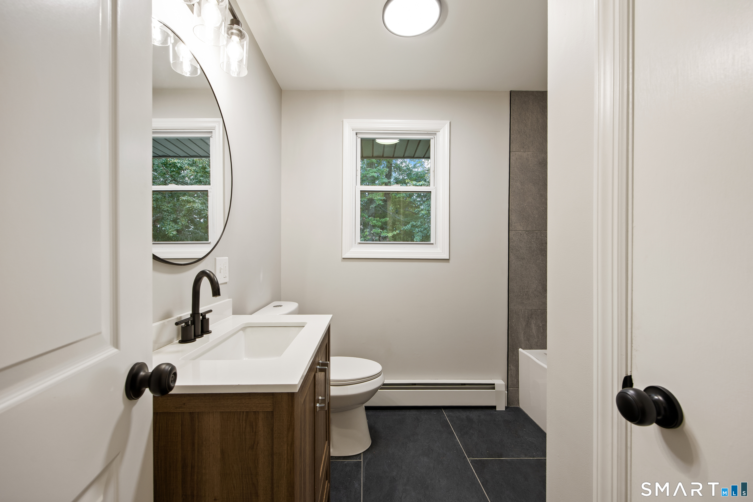 37 Skyview Lane Waterbury CT 06708