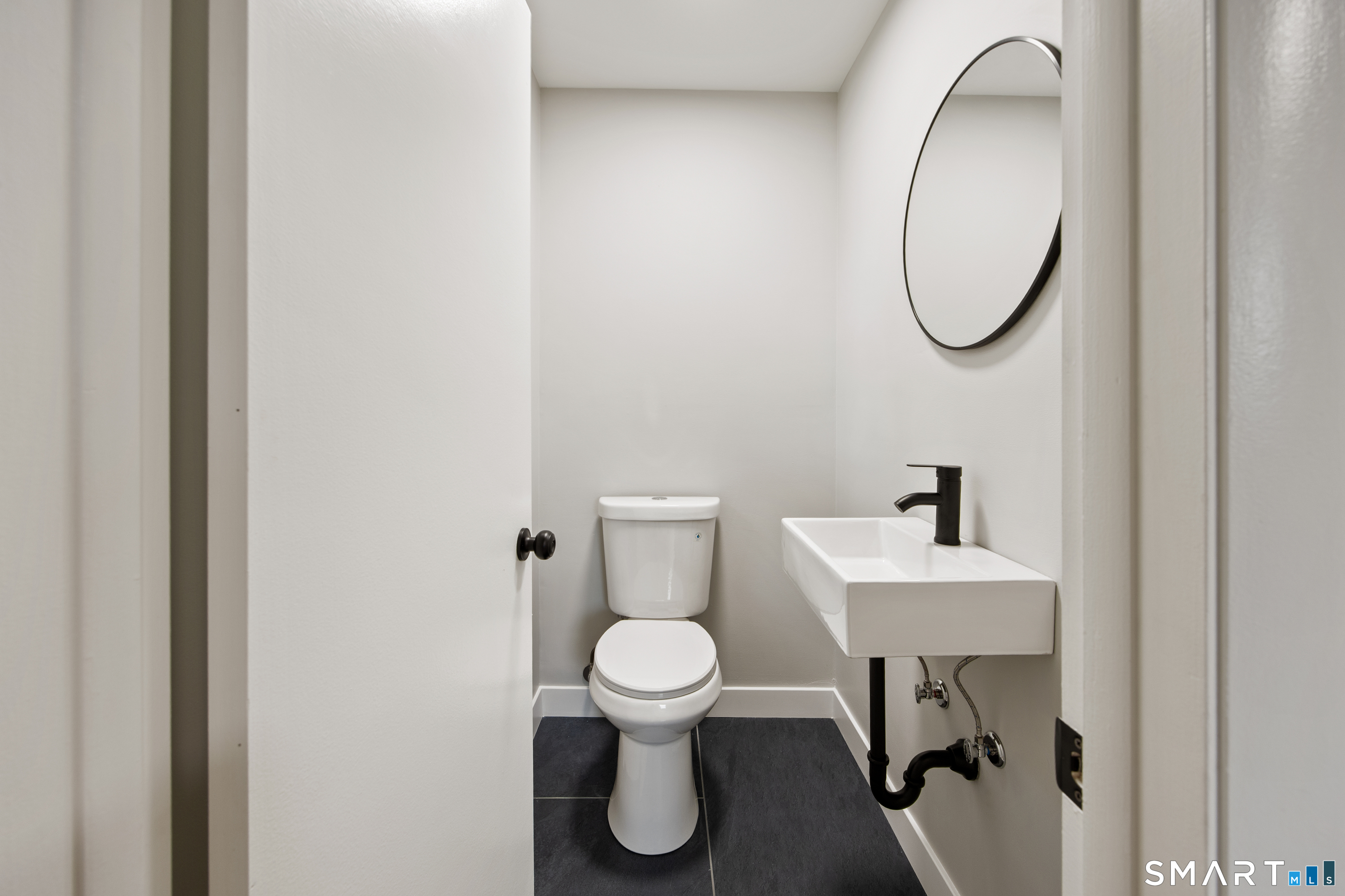 37 Skyview Lane Waterbury CT 06708