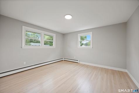 37 Skyview Lane Waterbury CT 06708