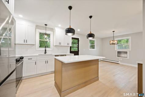 37 Skyview Lane Waterbury CT 06708