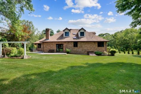 7 Regency Drive North Haven CT 06473