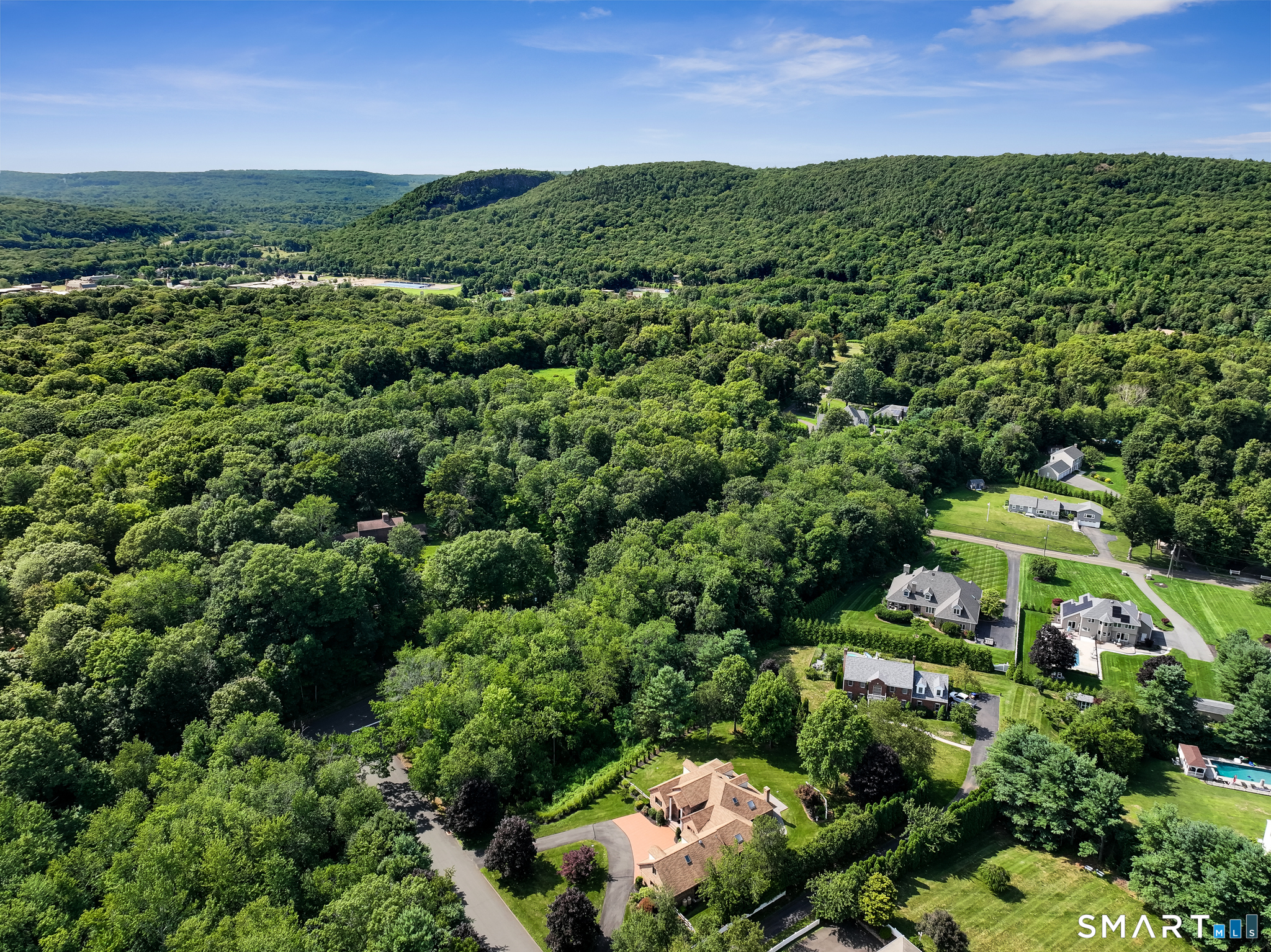 7 Regency Drive North Haven CT 06473
