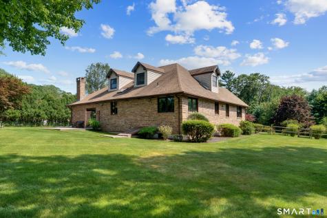 7 Regency Drive North Haven CT 06473