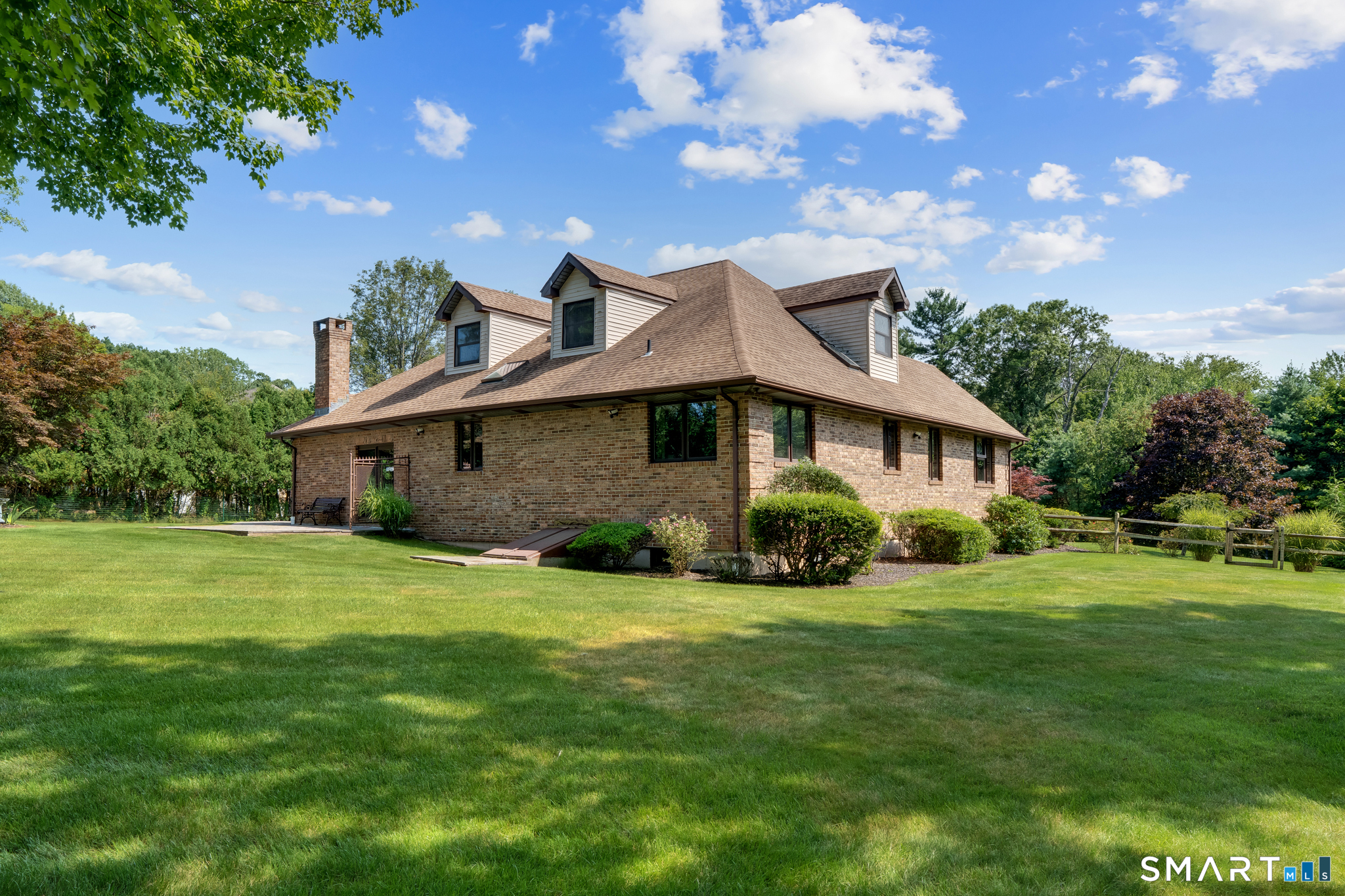 7 Regency Drive North Haven CT 06473