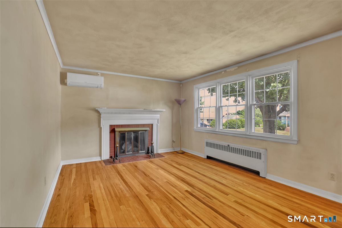 64 Bretton Road Manchester CT 06042