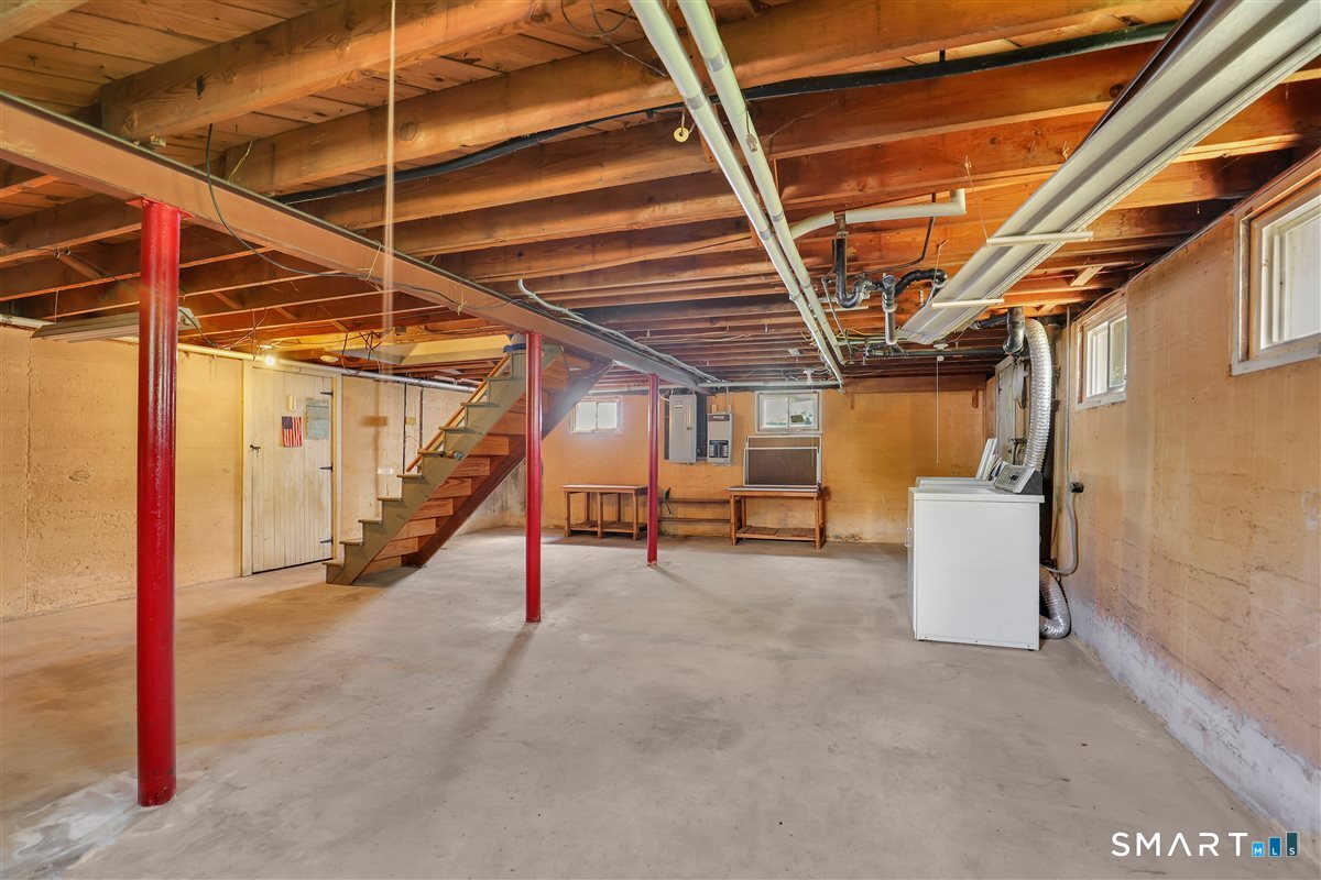 64 Bretton Road Manchester CT 06042