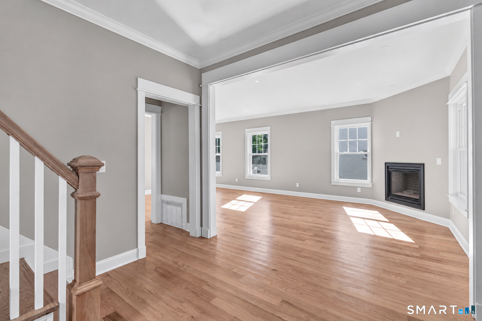 53 Washington Manor Avenue West Haven CT 06516